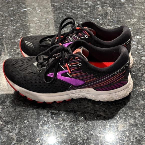 Brooks Adrenaline Athletic Shoes - Picture 2 of 8